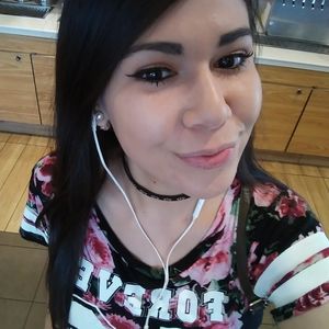 Meet your Posher, Erika